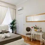 Domus Via Veneto