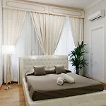 Domus Via Veneto 2* Řím