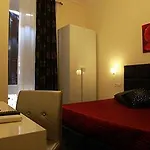 Domus Via Veneto Bed & Breakfast 2*
