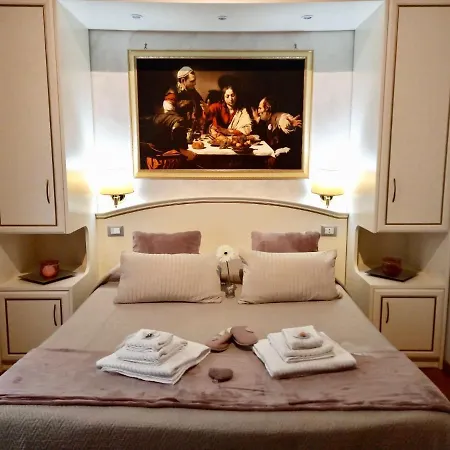 Domus Via Veneto Bed & Breakfast