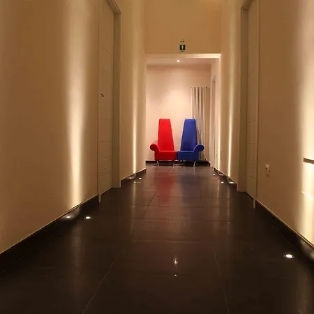 Domus Via Veneto 2*