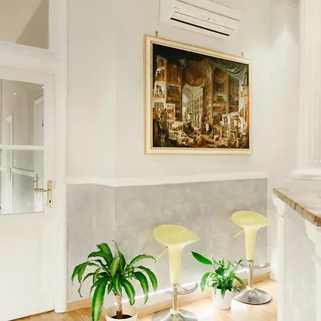 Domus Via Veneto Bed & Breakfast