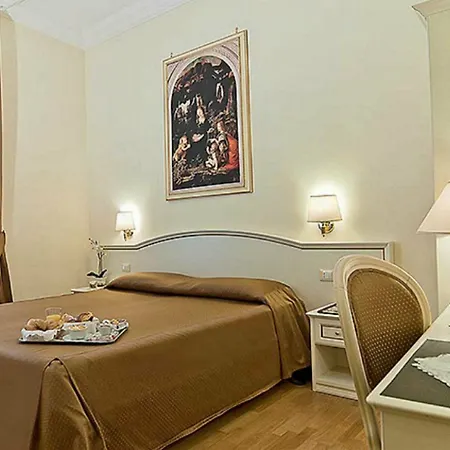 Bed & Breakfast Domus Via Veneto Rome