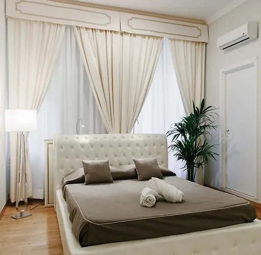 Domus Via Veneto 2* Rome