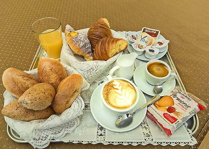 Domus Via Veneto Bed & Breakfast Rome