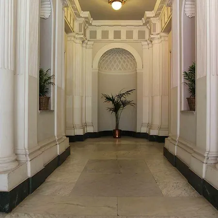 Domus Via Veneto Alojamento de Acomodação e Pequeno-almoço Roma