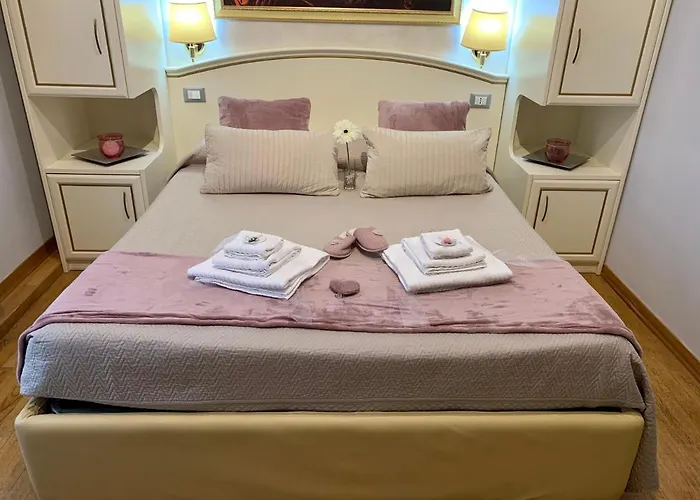 Domus Via Veneto 2* Roma