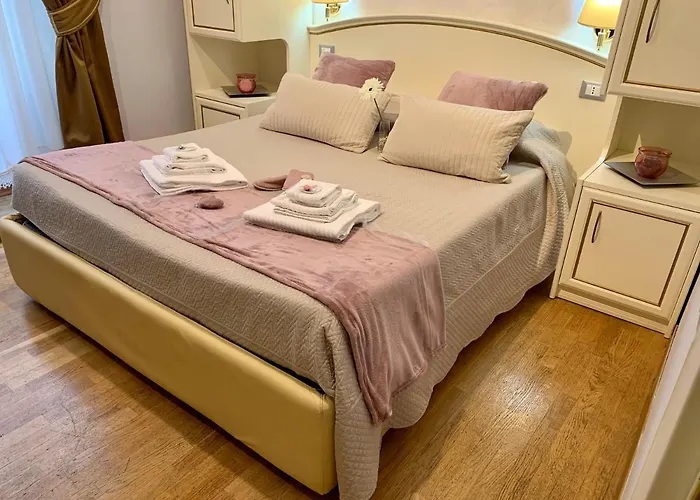 Bed and breakfast Domus Via Veneto Roma