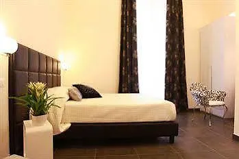 Domus Via Veneto Bed and breakfast